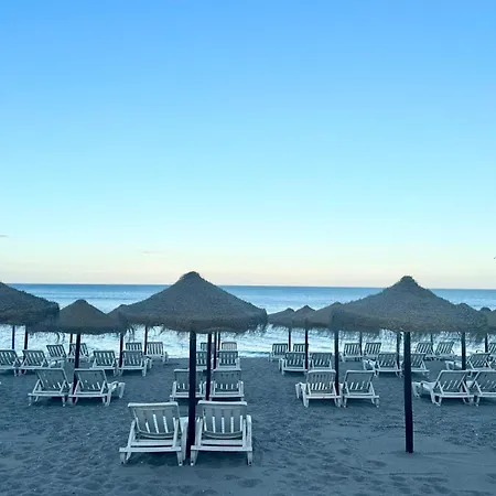 Costa Del Sol Seaside - 5 Mins From