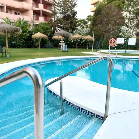 Lägenhet Costa Del Sol Seaside - 5 Mins From Fuengirola