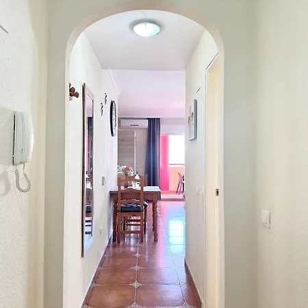 Costa Del Sol Seaside - 5 Mins From *