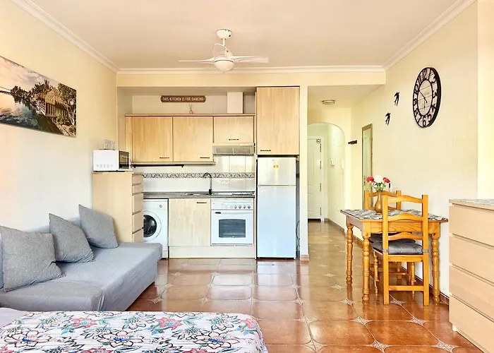 Costa Del Sol Seaside - 5 Mins From Fuengirola