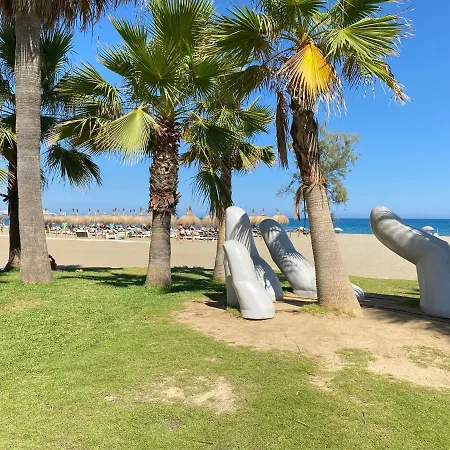Costa Del Sol Seaside - 5 Mins From דירה פואנגירולה