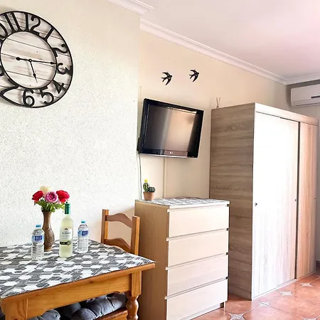 Costa Del Sol Seaside - 5 Mins From * פואנגירולה